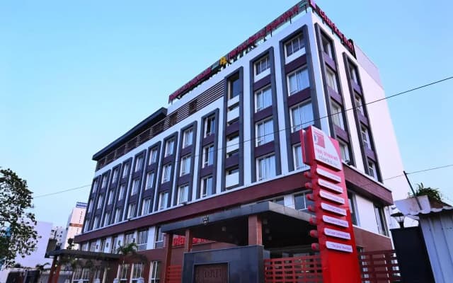 Raaj Bhaavan Clarks Inn Chennai