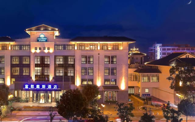 Days Hotel & Suites Fudu