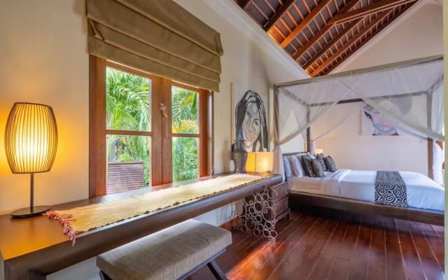 Cliffront Tropical Resort