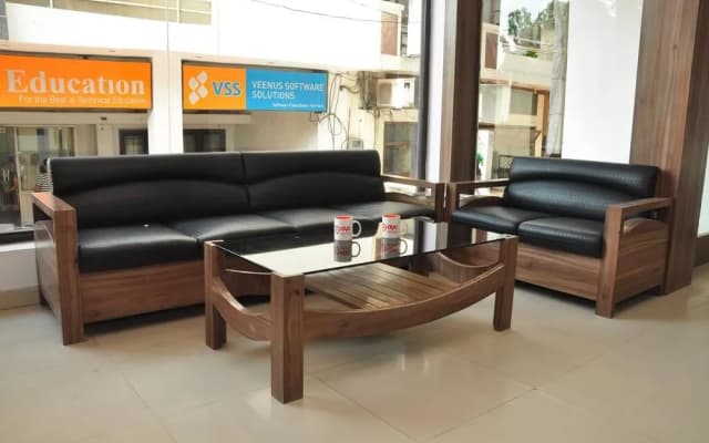 OYO Rooms Queens Road Near OBC Bank