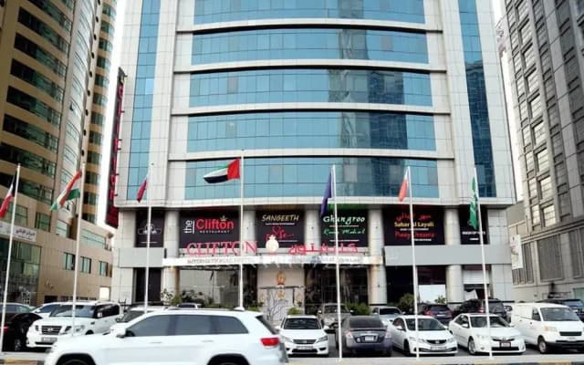 Clifton International Hotel