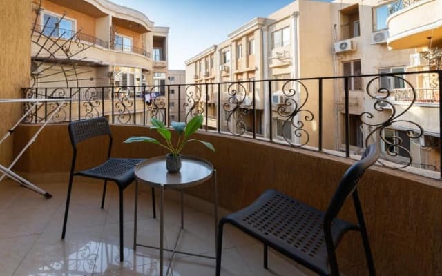 Distinct & Decent 2 BDR Apt Steps From Nightlife and Airport
