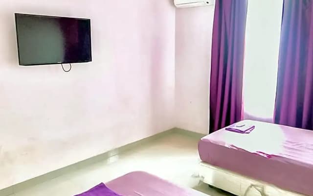 Tiara Guest House RedPartner