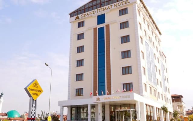 Grand Itimat Hotel