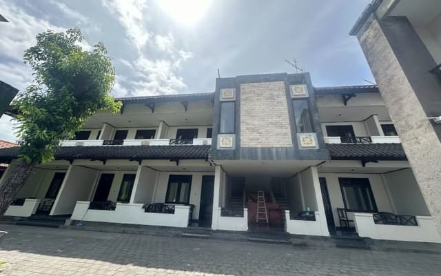 Hotel Warta Sari