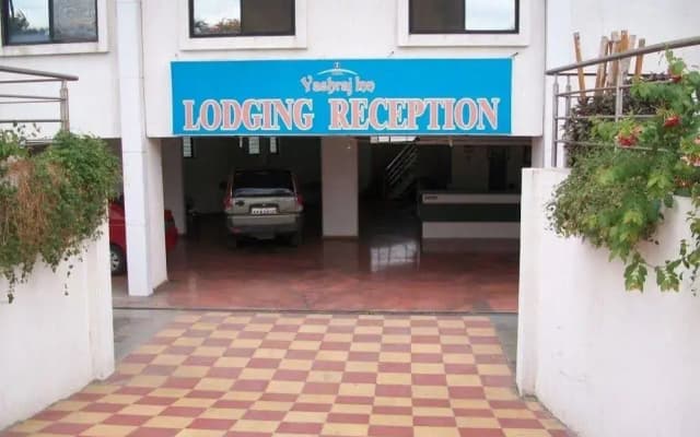 Hotel Yashraj Inn