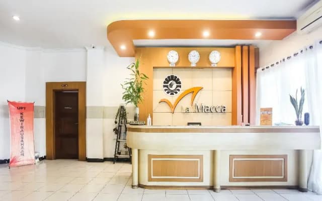 Hotel La Macca Makassar by OYO Rooms
