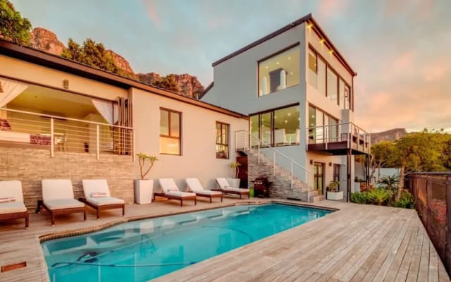 Camps Bay Holiday Villa With Sunset Views Sunset Views