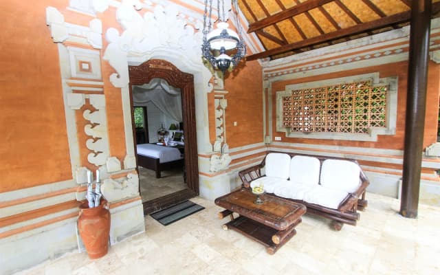 Cepik Villa Sidemen