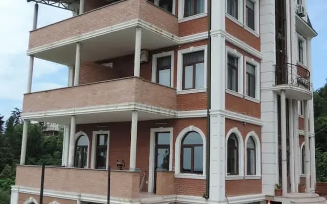 Sunny Hotel Batumi