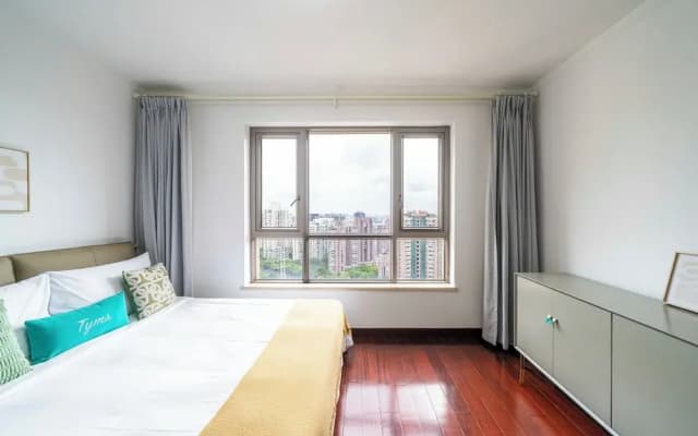 Tyms 2BR APT Hongqiao Yucui Garden