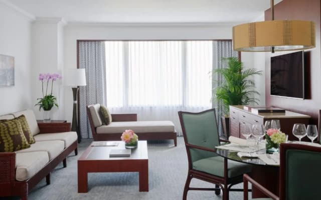 The Peninsula Manila