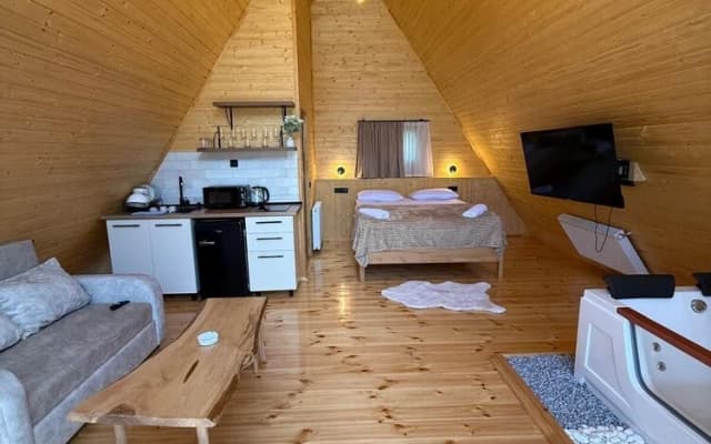 Mestia POV Luxury Cabins