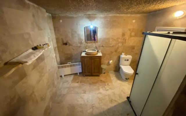 7 Oda Kapadokya Cave Hotel