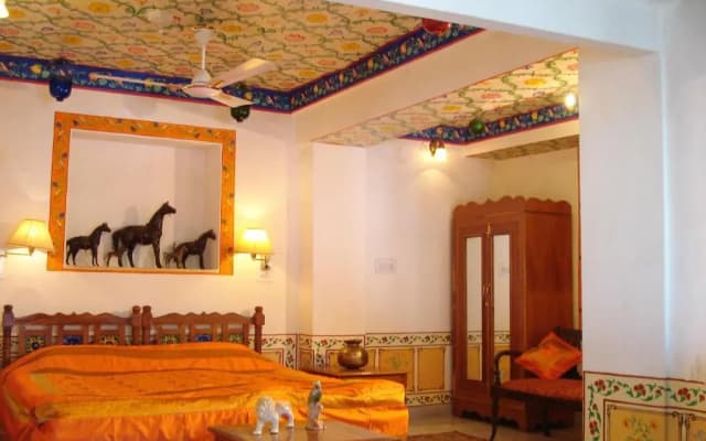 Haveli Braj Bhushanjee Heritage Hotel