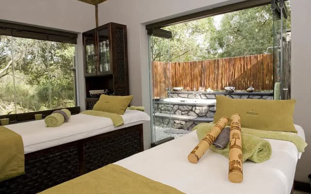 Sabi Sabi Little Bush Camp