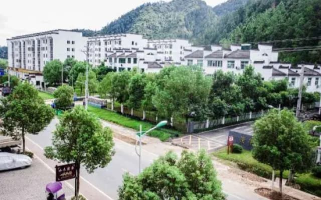 Kangyuan Inn