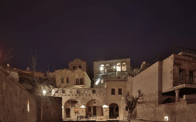 Tekkaya Cave Hotel
