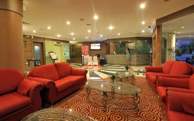 Grand Eska Hotel & Suite