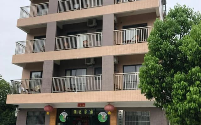 Lvyuan Hotel