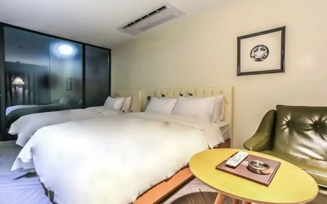 Dongdaemun Bellus Hotel