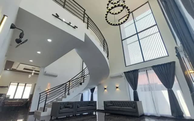 Khoo Family Villa