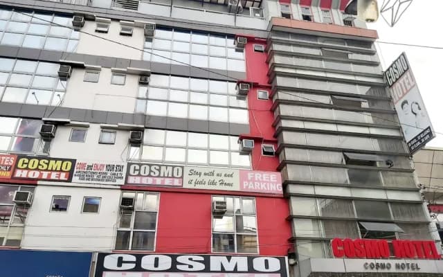 Cosmo Hotel Espana Near Ust