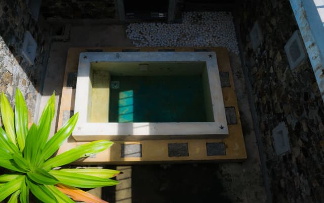 Villa White Queen Resort & Spa