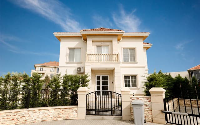 Villas (Sea Breeze)