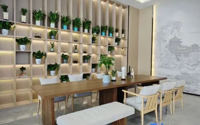 Urban Garden Hotel（Golmu Kunlun Square Store）