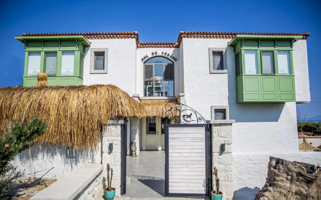 Sol De Verano Boutique Hotel