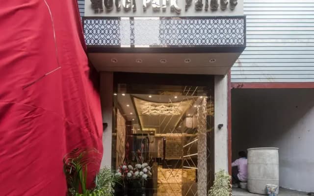 FabHotel Park Palace Mandvi