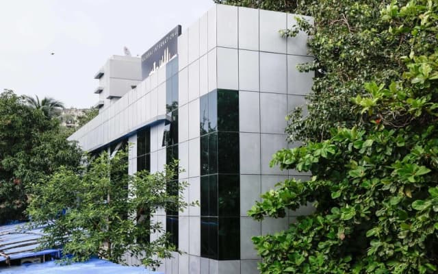 Treebo Mumbai International