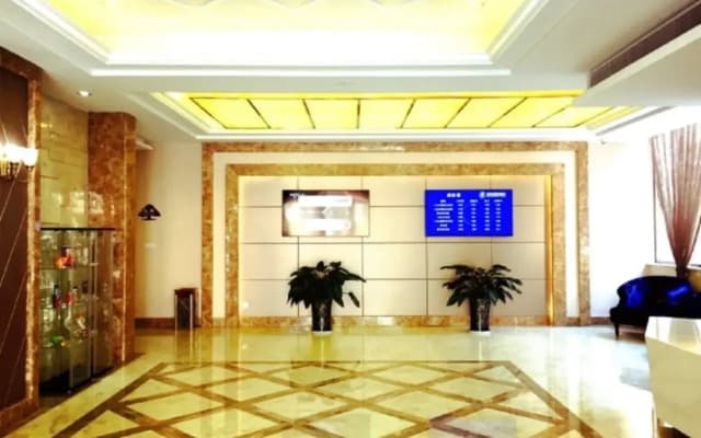 GreenTree Inn Jiangsu Zhenjiang Yaohan Express Hotel