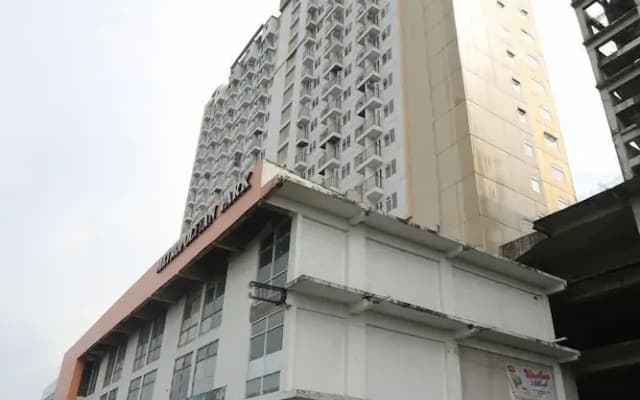 Capital O Iconic Rooms @ Golden City