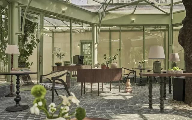 President Maison Signature by M Village