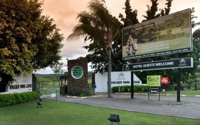 Kruger Park Lodge - AM8 - 3 Bedroom Chalet