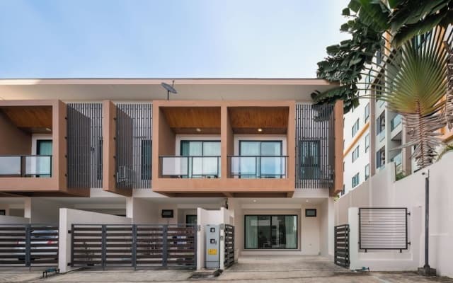 Chao Wilai Residence | Naiyang Beach | HKT Airport