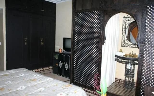 Villa Guest