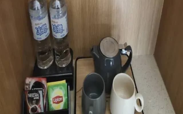 Rujia Huaxuan Select Hotel (Zaozhuang Licheng Guangming West Road Shop)