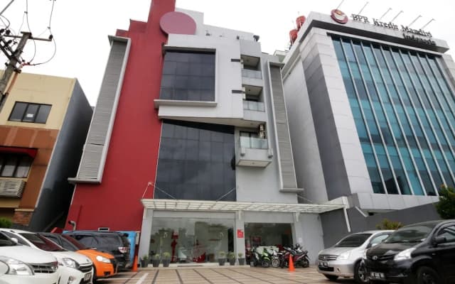 Airy Serpong Boulevard BSD Timur AH 2 Tangerang Selatan