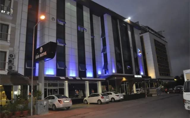 Kar Hotel
