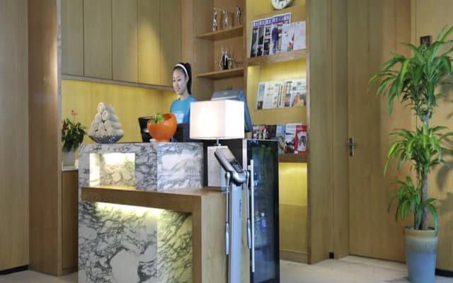 voco Suites Shenzhen Huanggang by IHG