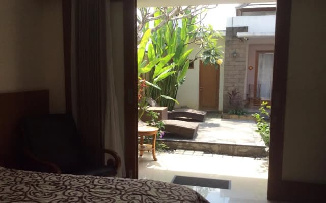 Ayu Love and Harmony Guest House