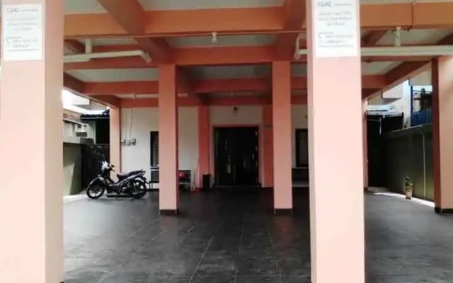 Esai - Rumah Semua