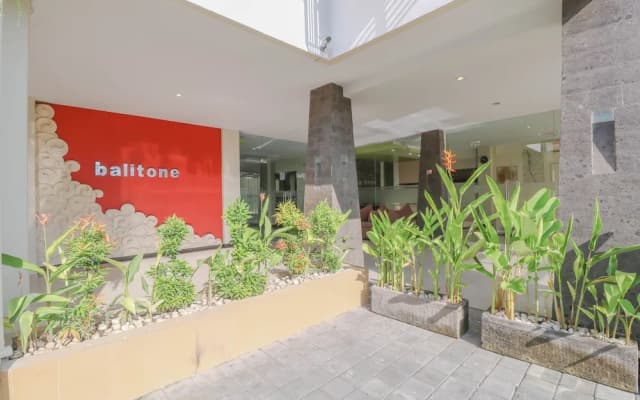 Balitone Residence by OYO Rooms