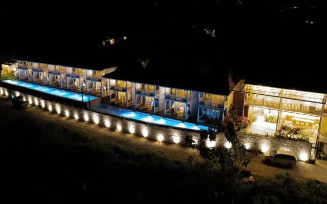 Mambo Hill Resort