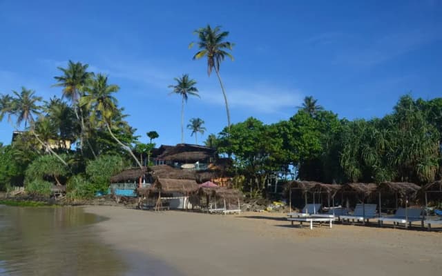 The Dom Hotel & Restaurant