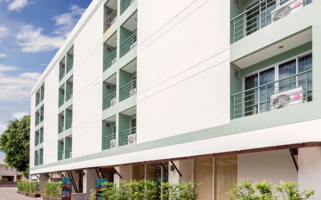 Patong Bay Residence