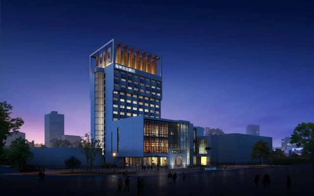 new dynasty hotel